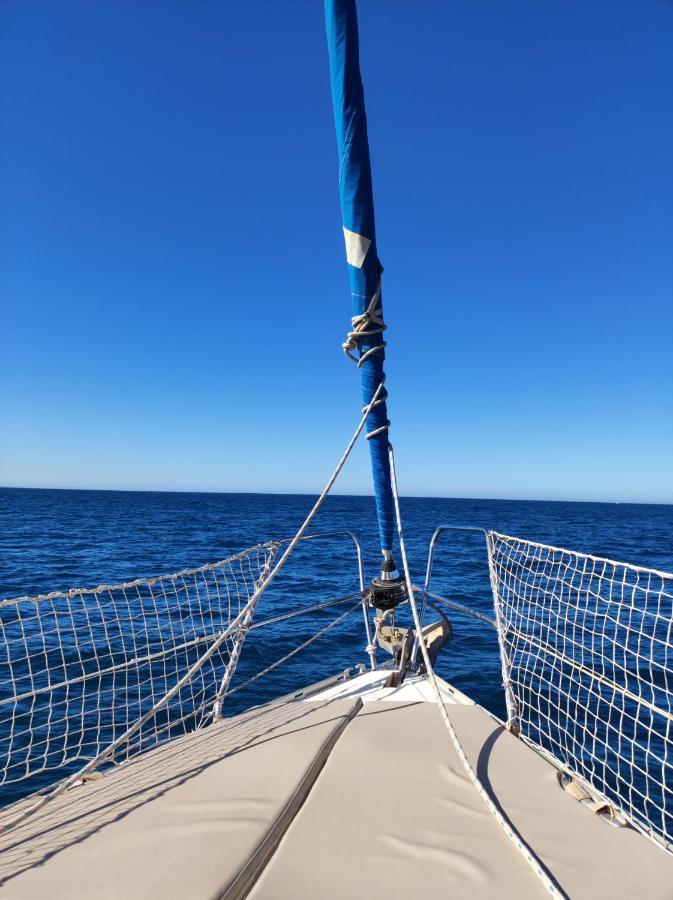 Magnifico Barco En La Graciosa Caleta de Sebo