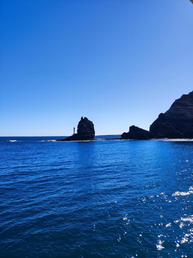 Magnifico Barco En La Graciosa Botel *