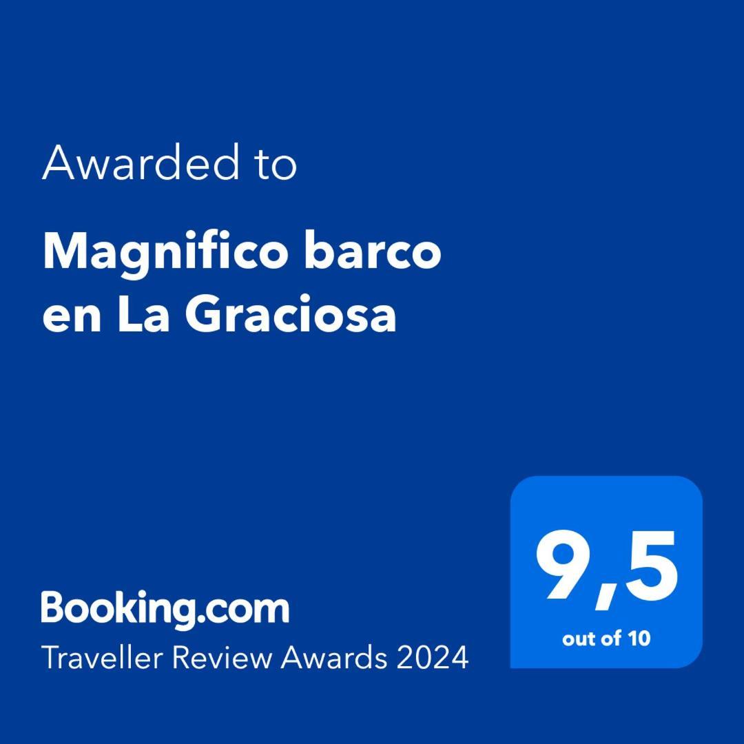 Magnifico Barco En La Graciosa Hotel na wodzie Caleta de Sebo